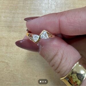 14kt Solid yellow gold CZ Twist Design Gold Women's Ring